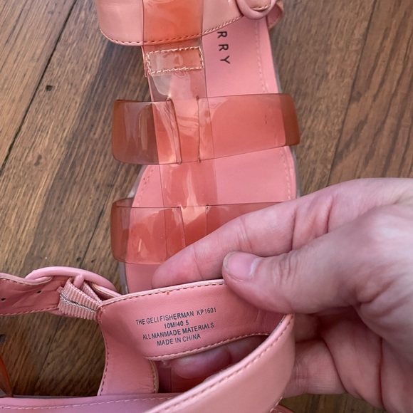 NWOB Katy Perry The Geli Fisherman Comfort Sandal Pink Amethyst - Size 10 - Picture 8 of 9